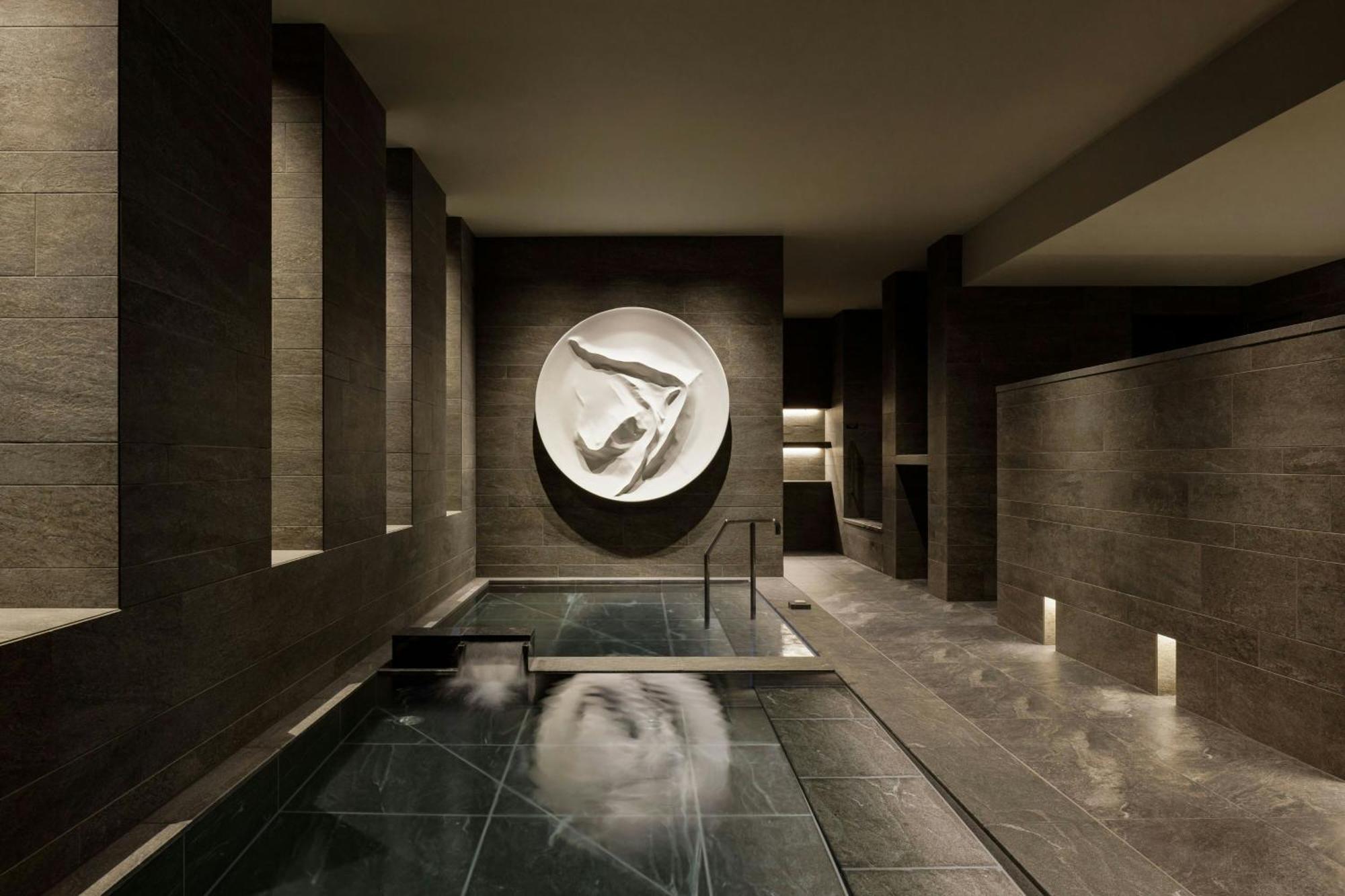 The Osaka Station Hotel, Autograph Collection Buitenkant foto
