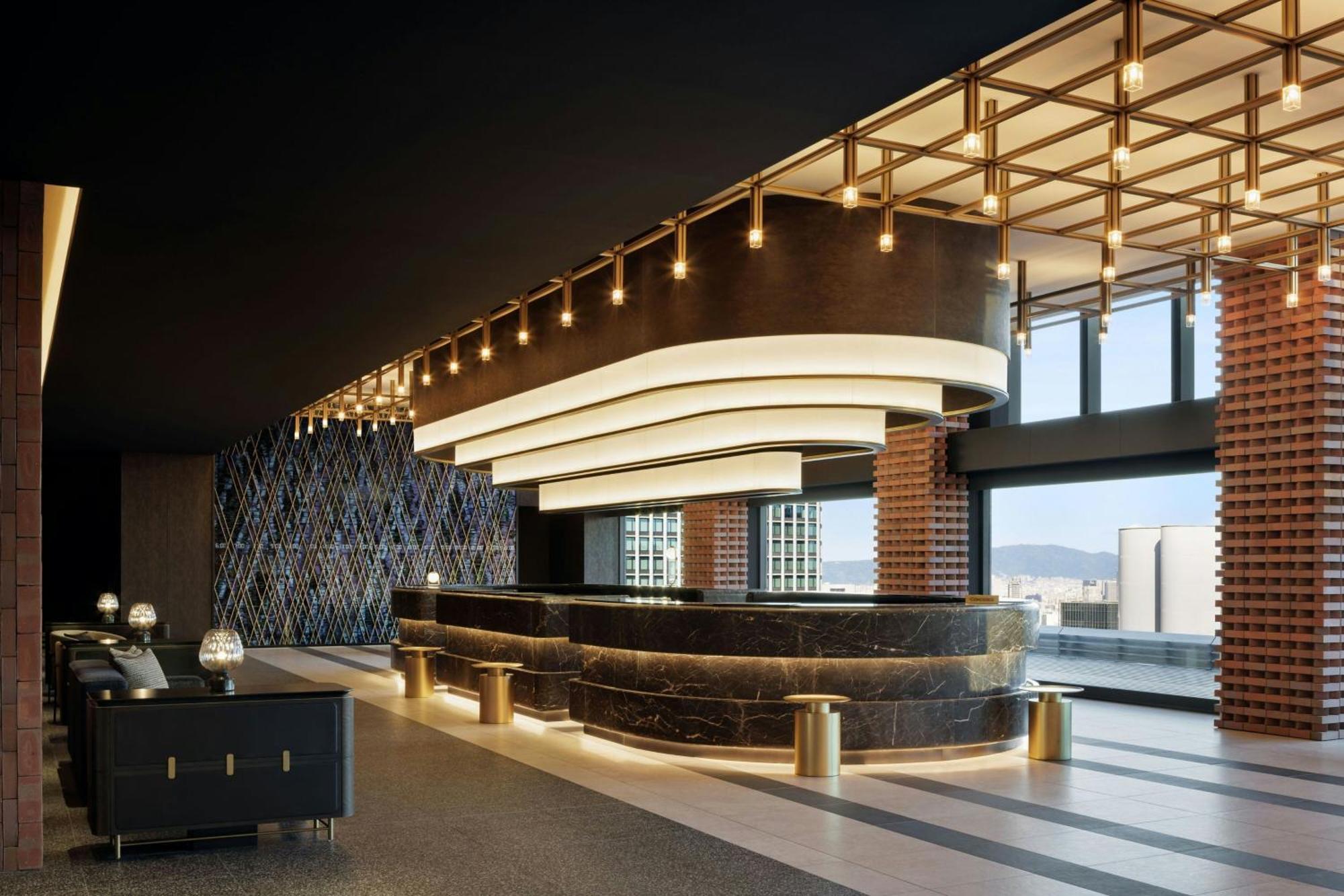 The Osaka Station Hotel, Autograph Collection Buitenkant foto