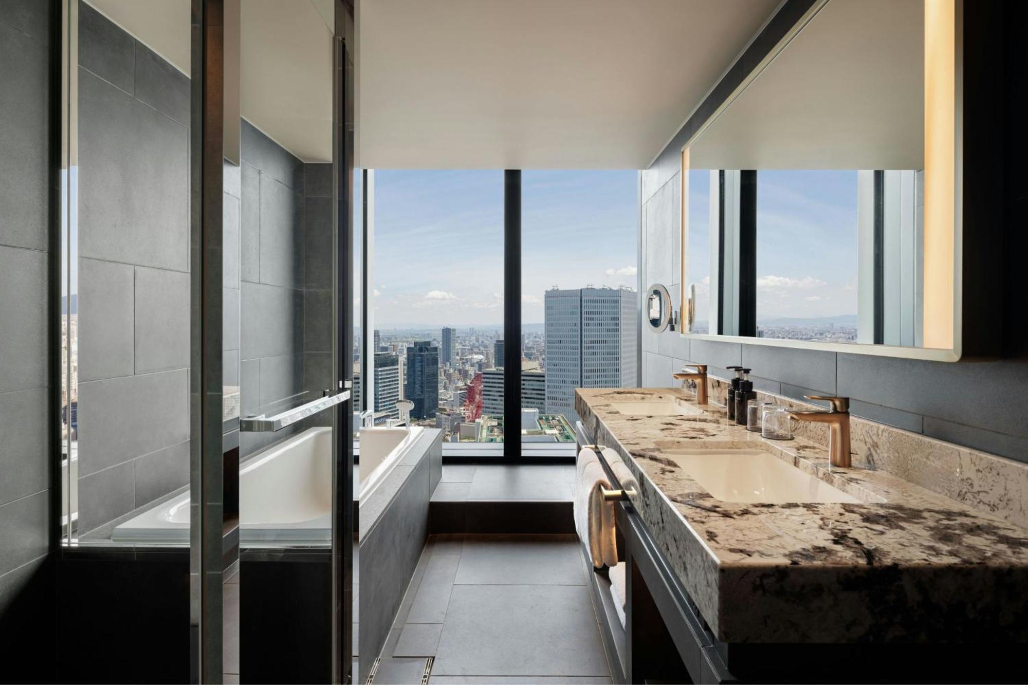 The Osaka Station Hotel, Autograph Collection Buitenkant foto